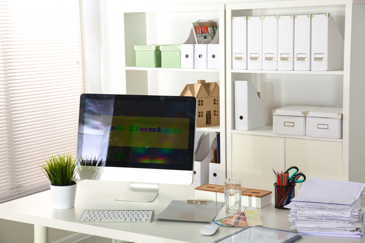 Declutter-Your-Desk,-Declutter-Your-Mind-2